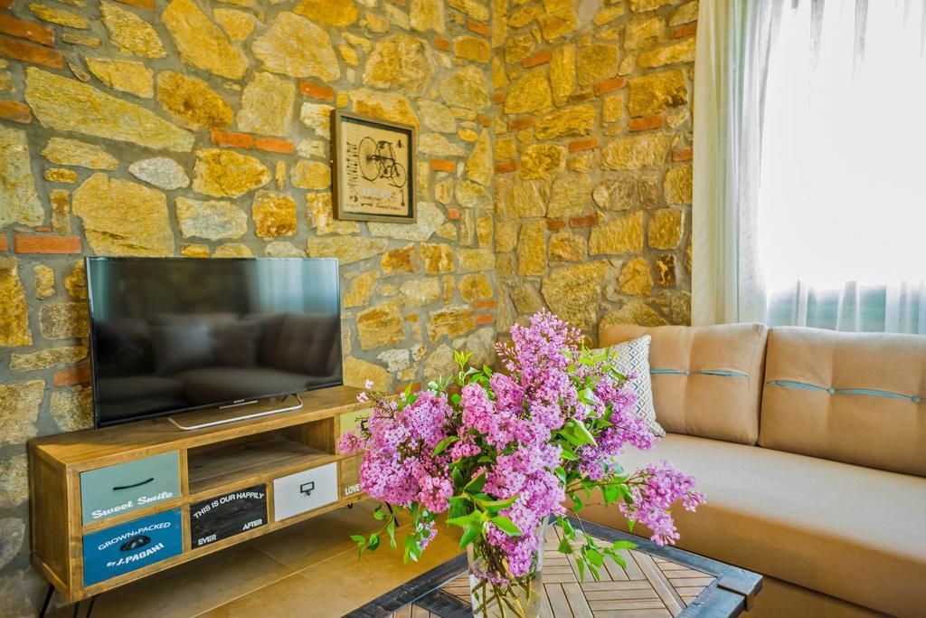 Mediterraneo Luxury Suites Halkidiki ブアブロウ エクステリア 写真