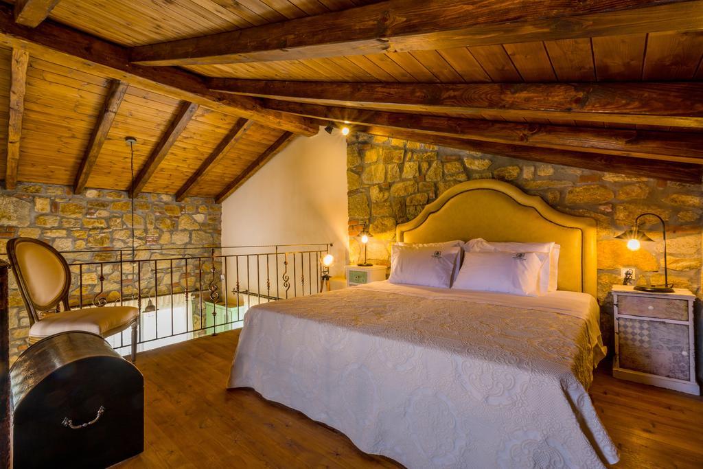 Mediterraneo Luxury Suites Halkidiki ブアブロウ エクステリア 写真