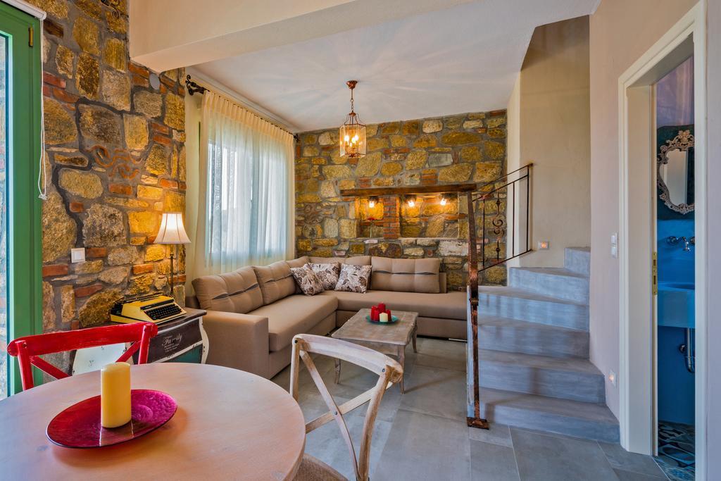 Mediterraneo Luxury Suites Halkidiki ブアブロウ エクステリア 写真