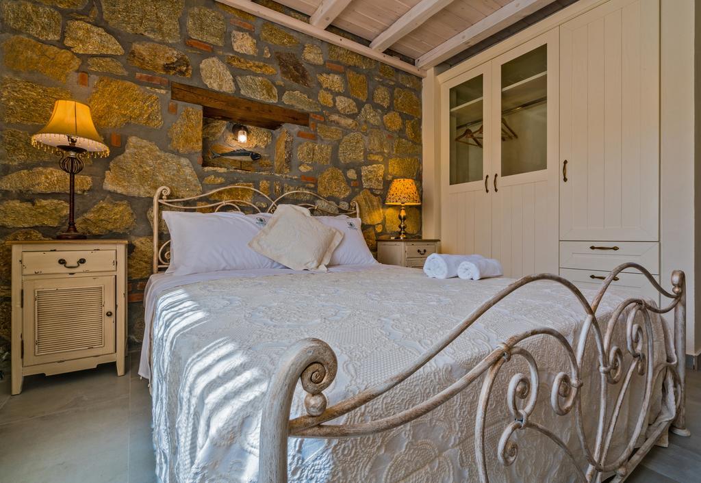Mediterraneo Luxury Suites Halkidiki ブアブロウ エクステリア 写真