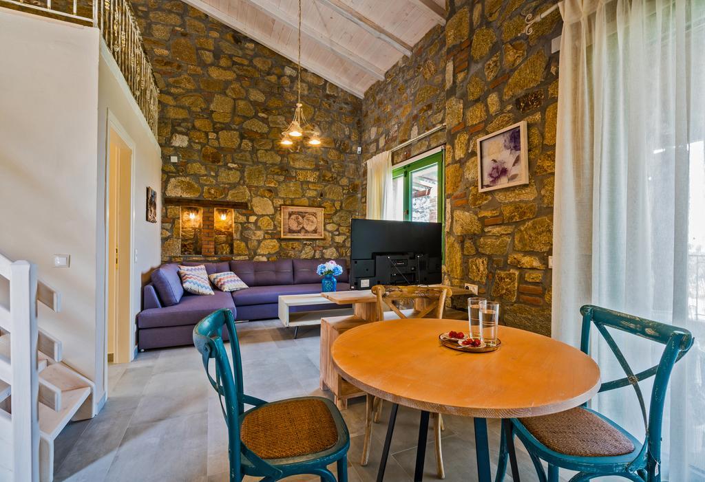 Mediterraneo Luxury Suites Halkidiki ブアブロウ エクステリア 写真