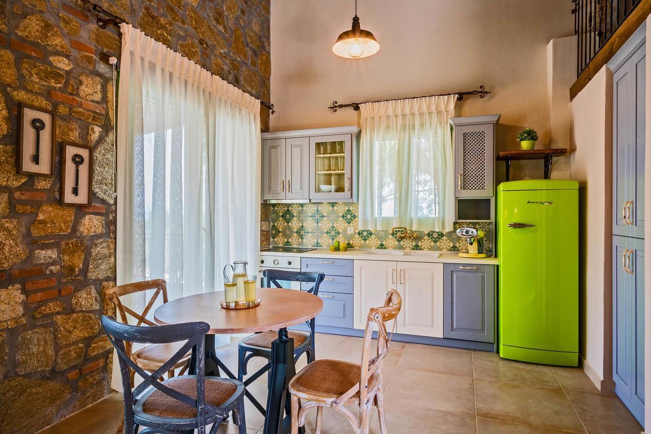 Mediterraneo Luxury Suites Halkidiki ブアブロウ エクステリア 写真